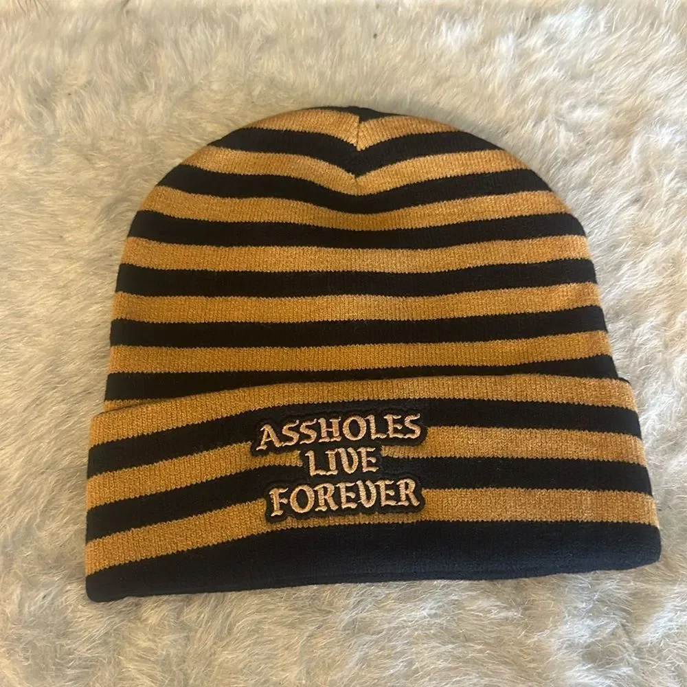 Assholes live forever essential beanie (3150) NEW